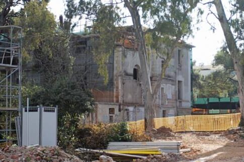 Πόλεμος για το ανάκτορο της Φρειδερίκης