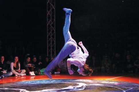 Αντίδοτο στην…κρίση με hip hop και popping