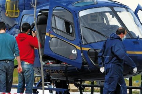 Πετούσαν με τα όπλα στην πλάτη