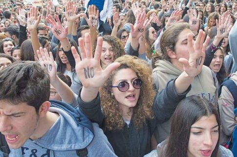 Ετοιμάζουν εδώλιο!
