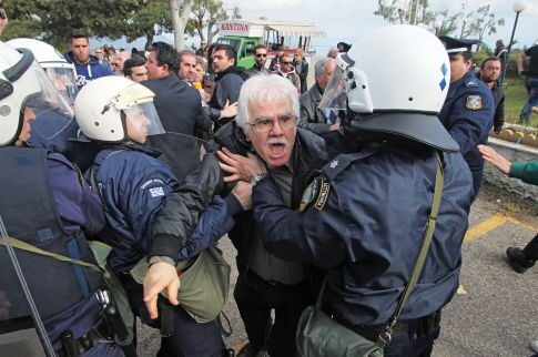 Η «Αθηνά» άναψε το φιτίλι!