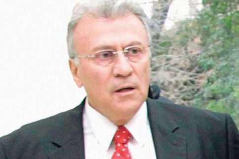 Αρχισε η δίκη του Πανίκα για την υπόθεση Κορώνεια