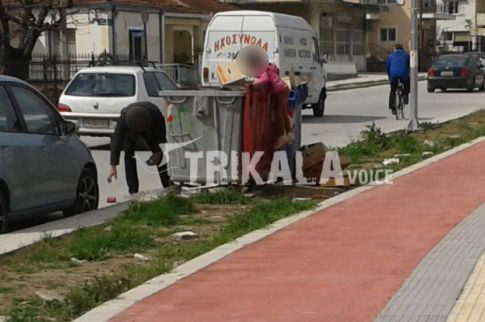 Σοκ με παιδάκι που κάνει «βουτιά» σε κάδο για να βρει φαγητό