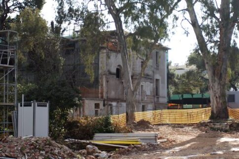 Στον πάγο οι εργασίες στο ανάκτορο της Φρειδερίκης