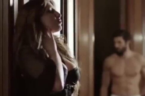 Η sexy Ελενα σε οίκο ανοχής