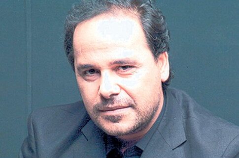 Η επιστροφή του Ρήγα στο «Κόκκινο δωμάτιο»