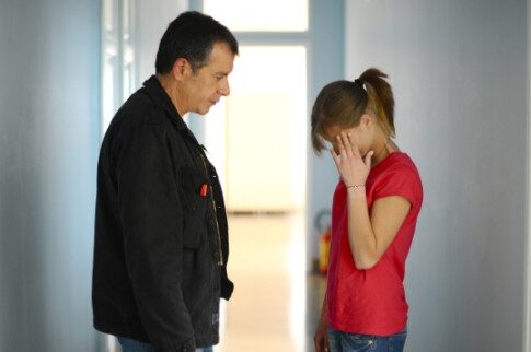 Υπάρχουν κάποια κορίτσια που μεγάλωσαν νωρίς...
