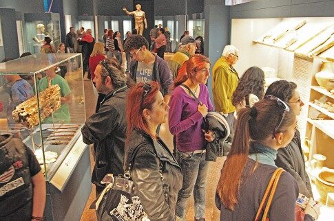 Κοσμοσυρροή στα μουσεία λόγω της Παγκόσμιας Ημέρας Πολιτιστικής Κληρονομιάς