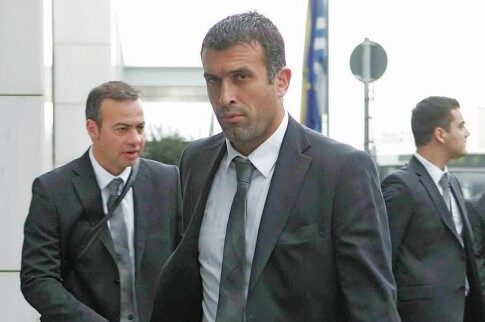 Πάσχα στην Ολλανδία για να «ψήσει» τον Σερέρο