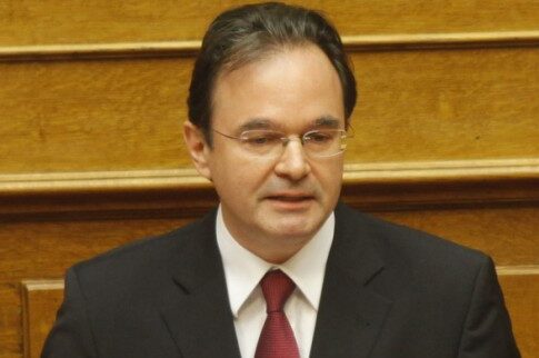 Κραυγές και ψίθυροι