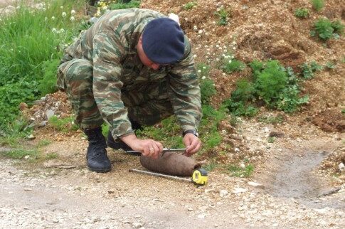 Ψαράς έπιασε... σαράντα όλμους στα δίχτυα του!