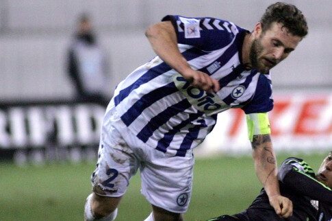 Τελειώνει με Σκόνδρα και κρατάει Χακόμπο
