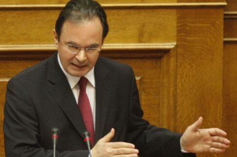 Υπόμνημα χωρίς λέξη για την... ταμπακιέρα