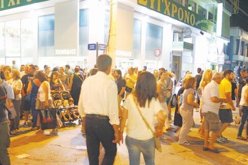 Η «Λευκή νύχτα» που έδωσε ανάσα στα καταστήματα