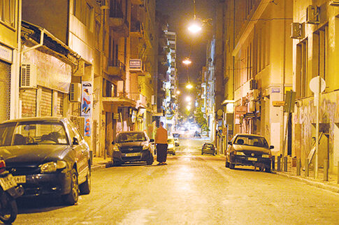 Στο...γκέτο δεν κυκλοφορεί ούτε (λαθραία) γάτα