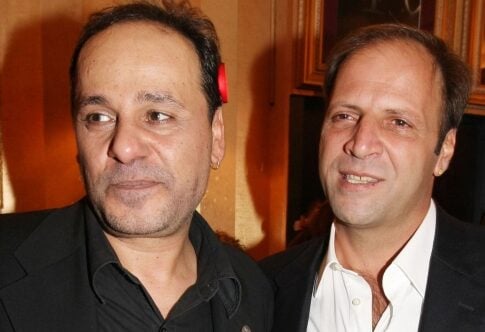 Οι «Τρίχες» άρχισαν τα... ξεμαλλιάσματα