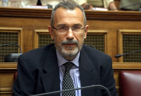 Πάνω από 8.000 οι αιτήσεις για τις (πρώτες) 589 θέσεις στη Δημόσια Τηλεόραση