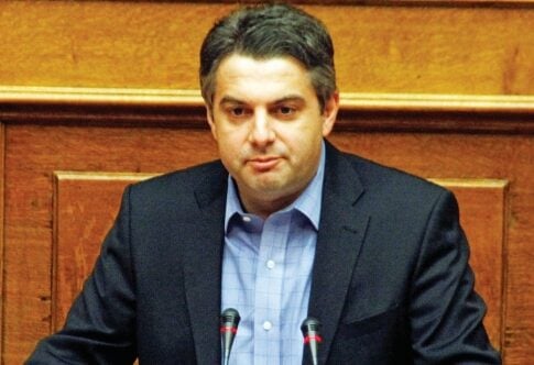 Το ΠΑΣΟΚ δικαιώνει την πολιτική Καραμανλή
