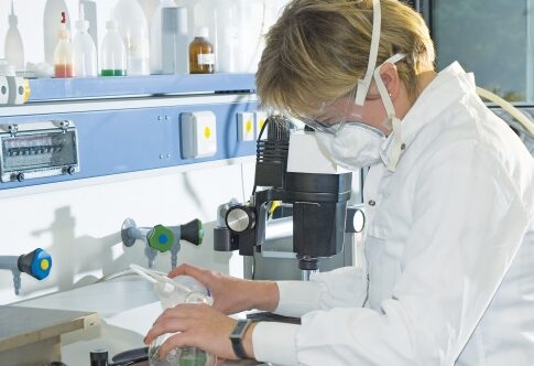 Εβγαλαν στο φως τα γενετικά μυστικά μορφών του καρκίνου