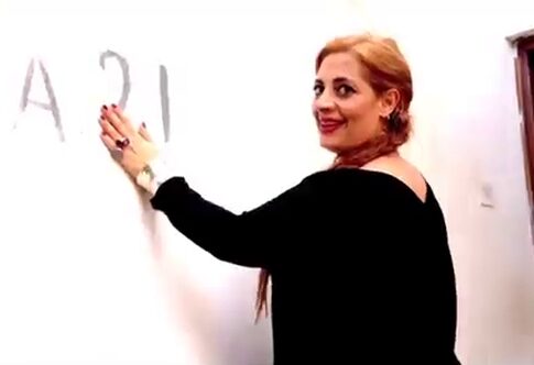 Πίσω στα πάτρια εδάφη η Αλέξια!