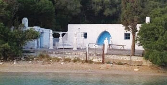 Σκορπιός στα όρια του κιτς!