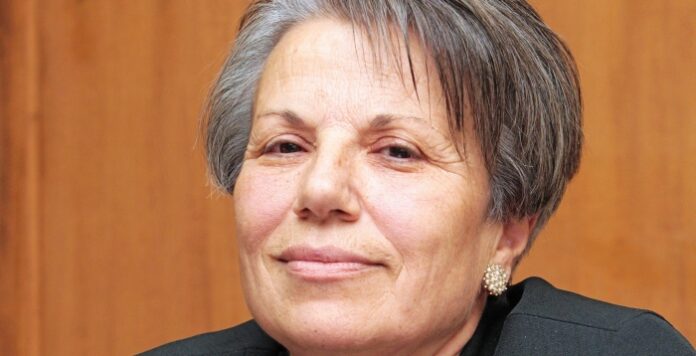 Μια «σιδηρά κυρία» για τη Χρυσή Αυγή
