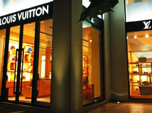 Τα... σουβλάκια «μετακομίζουν» τη Louis Vuitton!