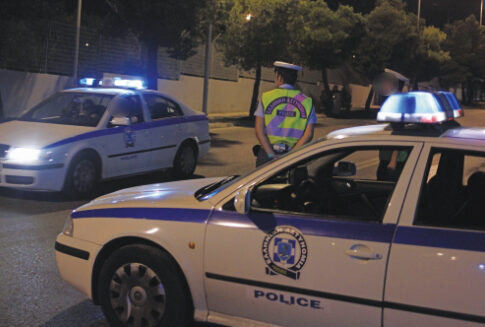 «Επεσαν κεφάλια» στην ΕΛ.ΑΣ. λόγω Χρυσής Αυγής