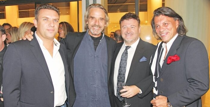 Λάμψη από Ηollywood στην Αθήνα της κρίσης
