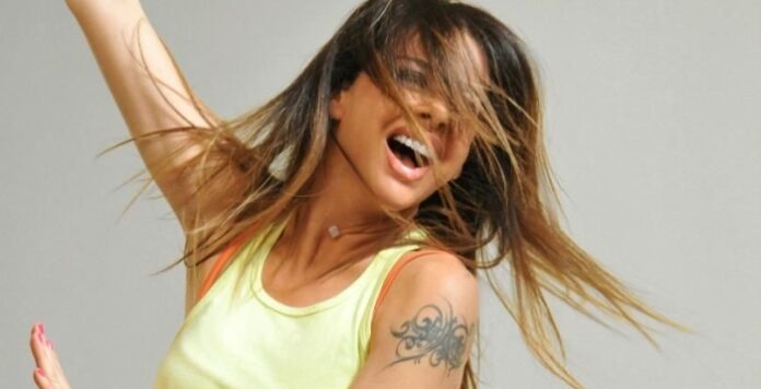 Η Ινα και τα μυστικά της Zumba