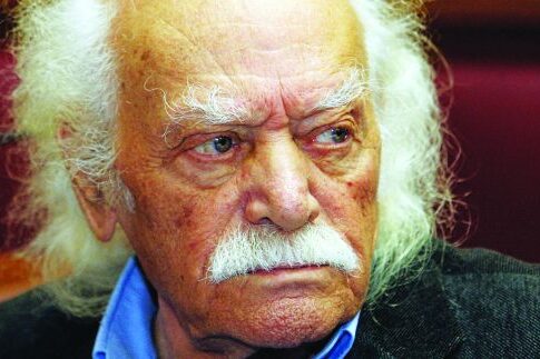 Πονοκέφαλος Αλέξη οι αλήθειες Γλέζου!