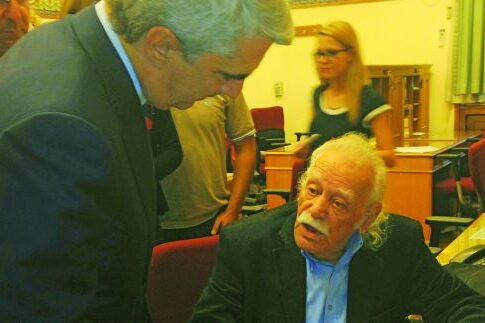 Ο Γλέζος, Ο Σίμος και η ρώσικη σύμπνοια