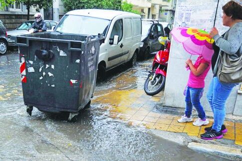 Πανικός από καταιγίδες και άγρια μποφόρ