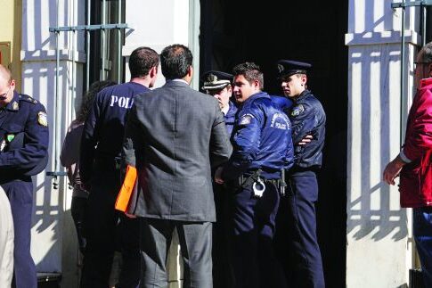 Αίμα στην Ευελπίδων
