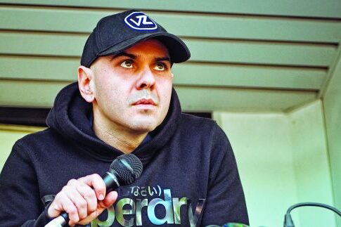 Αυτοσχεδιασμός στη Νέα Σμύρνη