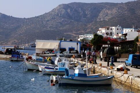 «Ανέστησαν» τη βιβλιοθήκη των Λειψών!