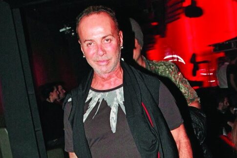 Με τη Hermes στο χέρι
