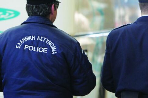 «Μαϊμού» αστυνομικός εξαπατούσε κληρικούς!
