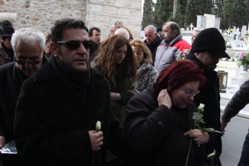 Συγκίνηση στο τελευταίο «ραντεβού» με τον Ντίνο Παπαβασιλείου