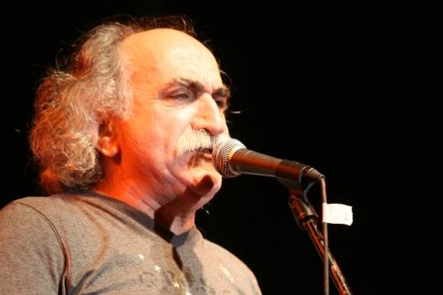 Ο Αγάθωνας στη συναυλία για τα παιδιά της «Αγκαλιάς»