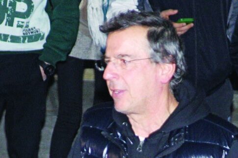 Ο Λιάπης δεν πήγε στη δίκη και έφυγε για την εξωτική Μαλαισία