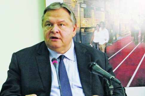 Δοκιμασία Βενιζέλου στην Κ.Ε. του ΠΑΣΟΚ