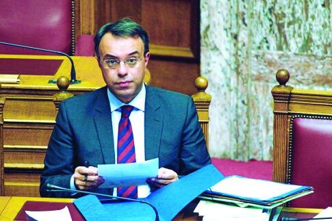 Θα... περιμένουν καιρό την επιστροφή φόρου