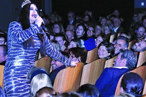 Μια... Lady τραγούδησε για τον Γιάννη Λάτσιο