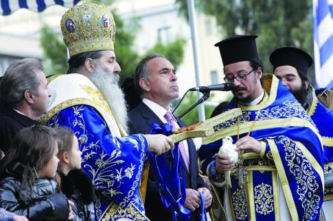Θεοφάνια (με ευτράπελα) σε ολόκληρη την Ελλάδα!