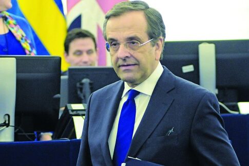 Η ελληνική γλώσσα κέρδισε την αγγλική