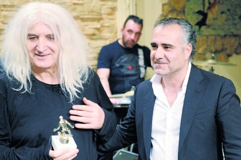 Καρβέλας - Κονταρός σήκωσαν τις κούπες
