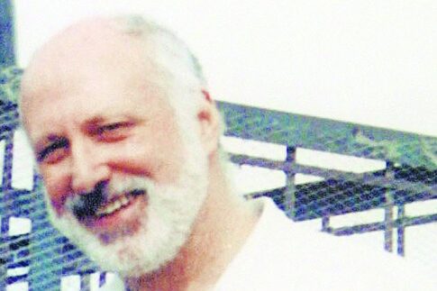 Το ελληνικό άγαλμα έμεινε στην αποθήκη
