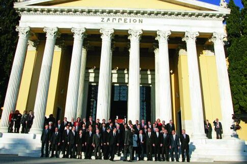 9+1 λόγοι για να γίνει η Ελλάδα must μέσα στο 2014