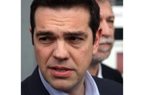 Οι μισοί... προτείνουν οι άλλοι απορρίπτουν